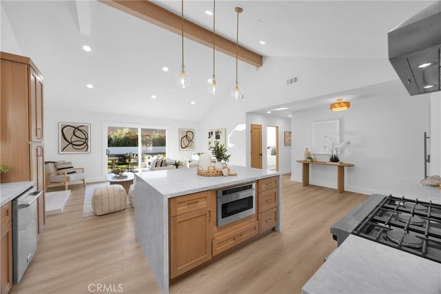 23175 La Vaca, Lake Forest, CA 92630