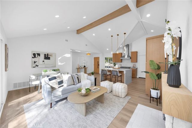 23175 La Vaca, Lake Forest, CA 92630