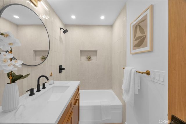 23175 La Vaca, Lake Forest, CA 92630