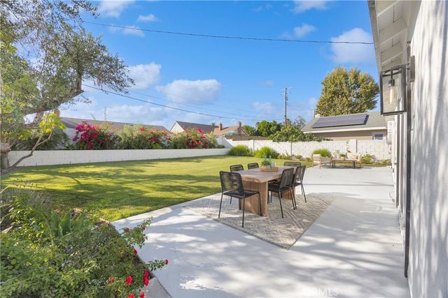 23175 La Vaca, Lake Forest, CA 92630