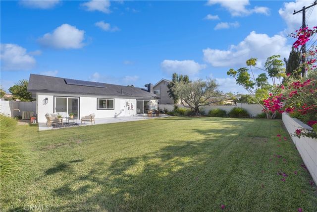 23175 La Vaca, Lake Forest, CA 92630