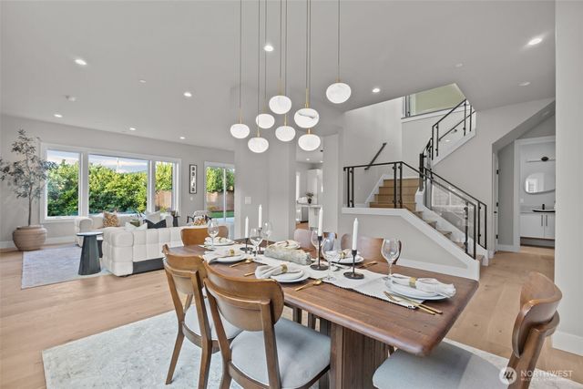 904 N 33rd Place, Renton, WA 98056