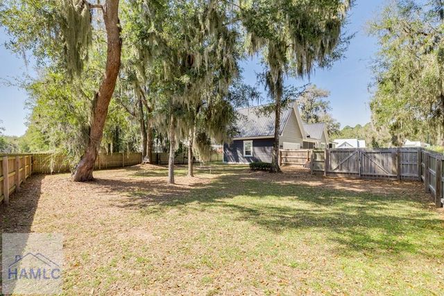 309 Goodman Drive, Midway, GA 31320