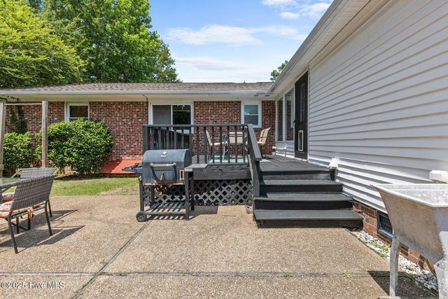 213 Deborah Place, Jacksonville, NC 28540