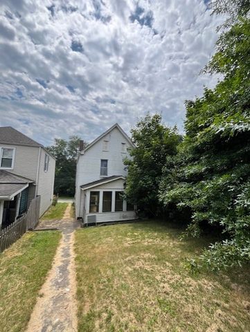 613 Center Street, Versailles Boro, PA 15132