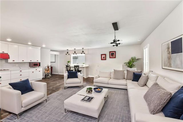 106 Hidden View LOOP, Moyock, NC 27958