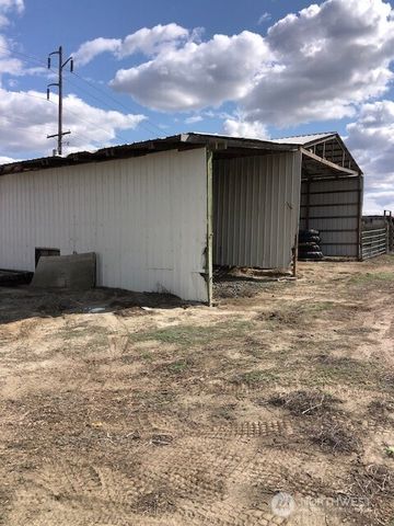 20996 SE RD 2, Warden, WA 98857