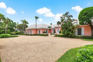 34 Gomez Road, Jupiter Island, FL 33455