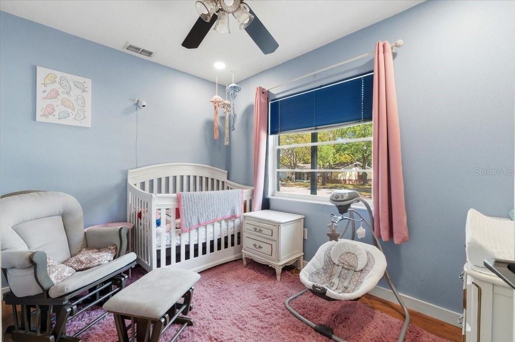 Image 18 of property listing at 215 CARLA ANN COURT, Auburndale, FL 33823