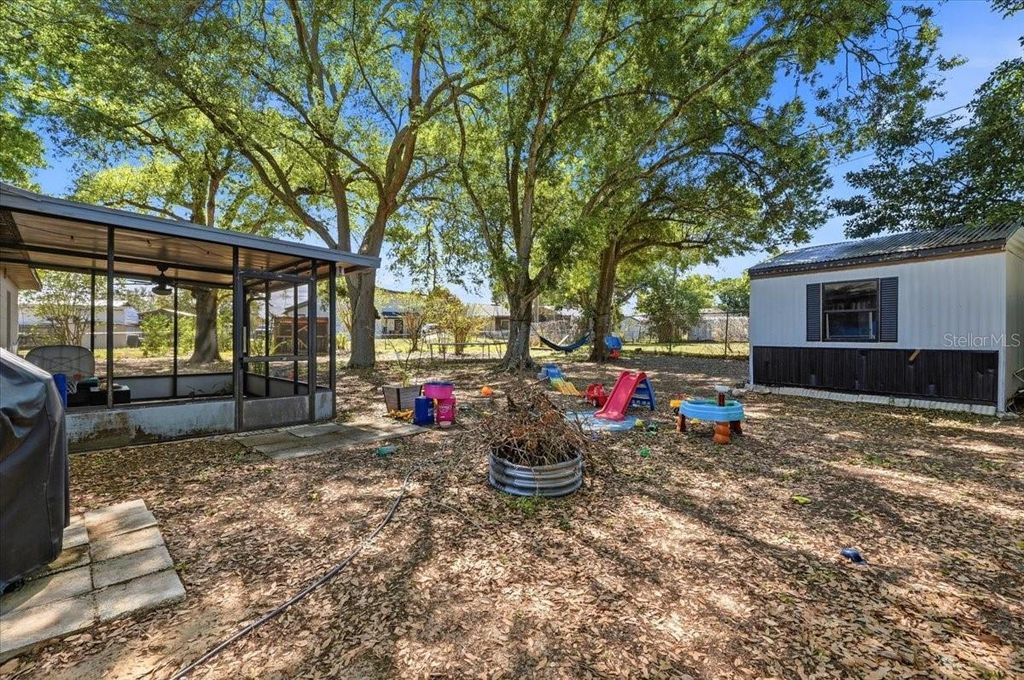 Image 31 of property listing at 215 CARLA ANN COURT, Auburndale, FL 33823