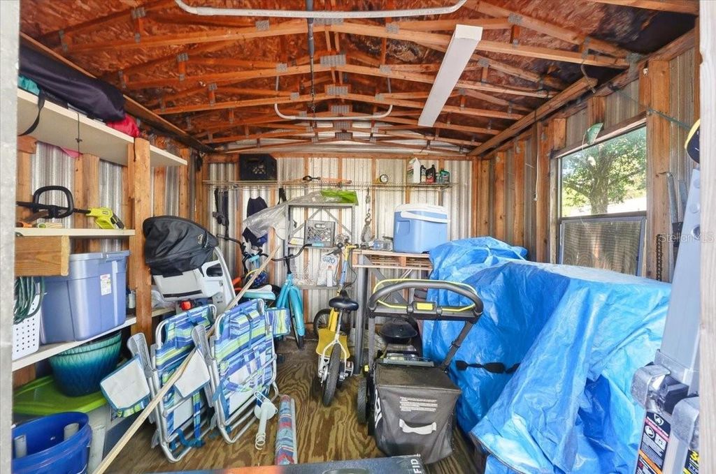 Image 33 of property listing at 215 CARLA ANN COURT, Auburndale, FL 33823