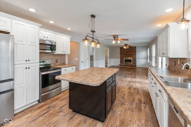 10728 Regis Court, Indianapolis, IN 46239