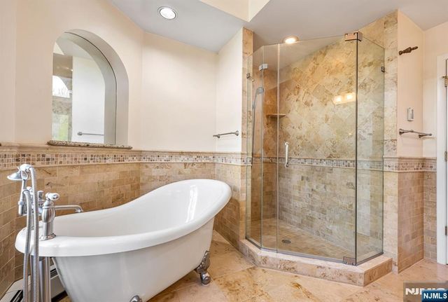 702 Holly Court T125, Norwood, NJ 07648