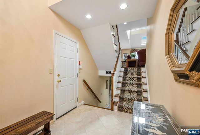 702 Holly Court T125, Norwood, NJ 07648