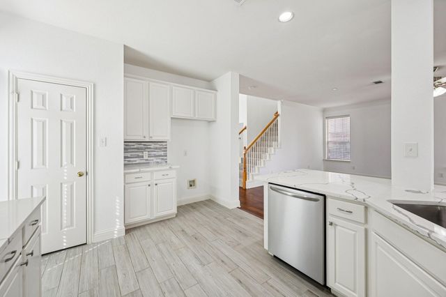 8316 Charleston Street, Irving, TX 75063