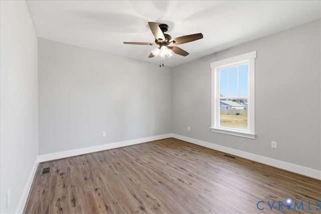 4122 Lee Dr, North Dinwiddie, VA 23803