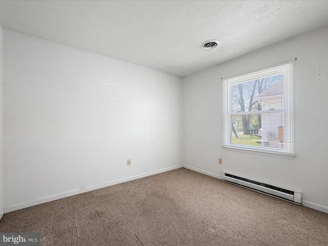 2301 TOWER AVE, Winchester, VA 22601