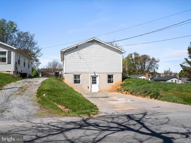 2301 TOWER AVE, Winchester, VA 22601
