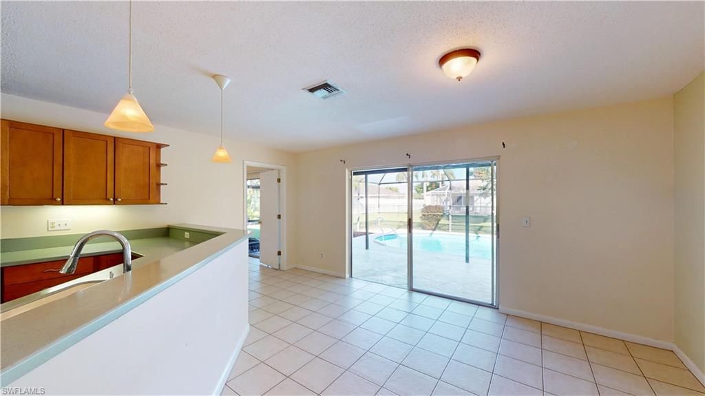 Image 11 of property listing at 3819 SE 12th AVE, Cape Coral, FL 33904