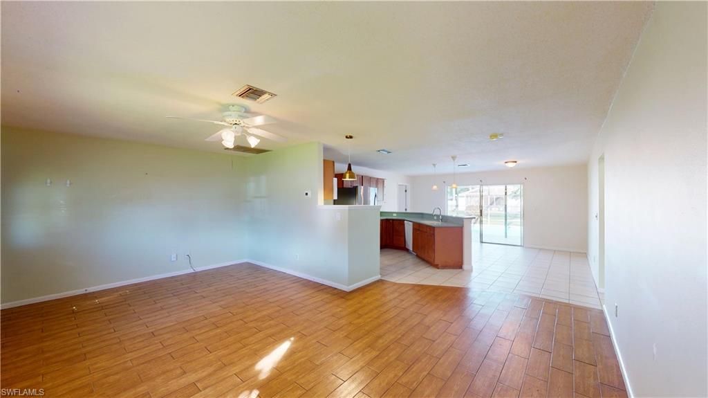 Image 8 of property listing at 3819 SE 12th AVE, Cape Coral, FL 33904