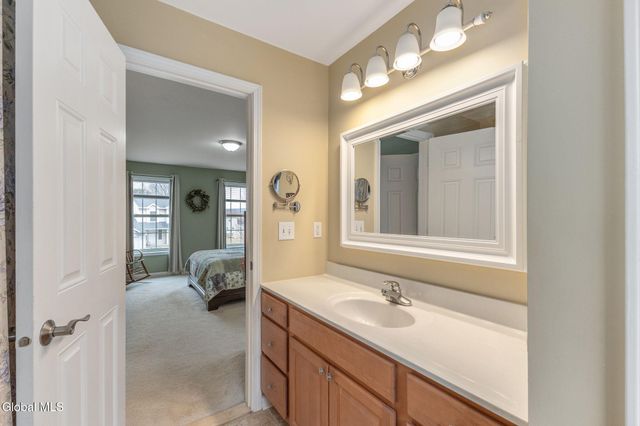 32 Bancker Avenue, Glenville, NY 12302