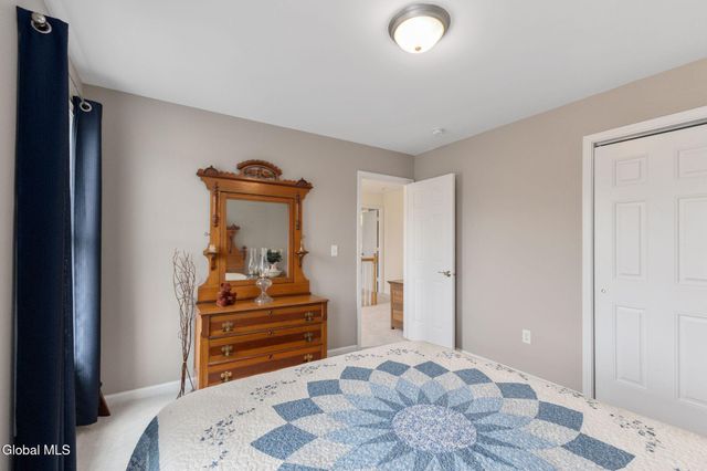 32 Bancker Avenue, Glenville, NY 12302