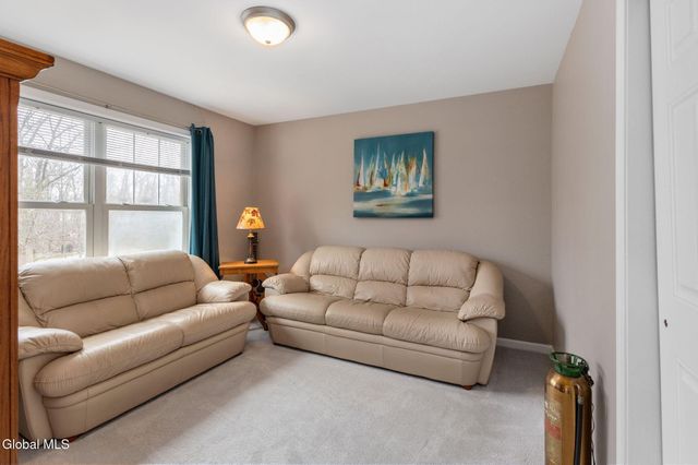 32 Bancker Avenue, Glenville, NY 12302