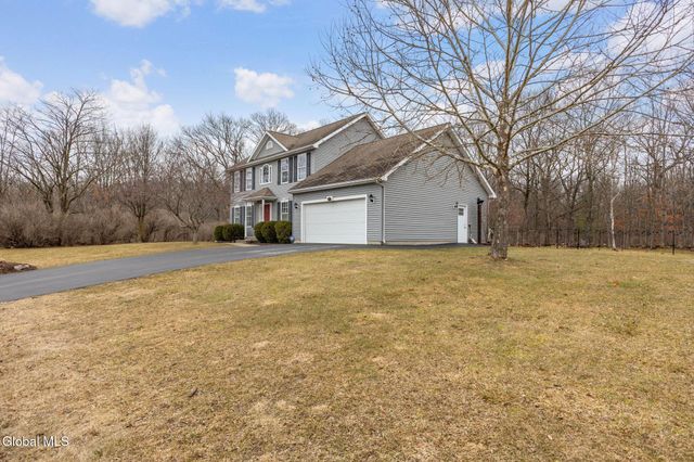 32 Bancker Avenue, Glenville, NY 12302