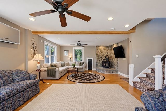 40 Lydon, Norwood, MA 02062