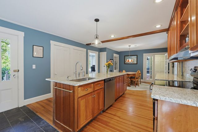 40 Lydon, Norwood, MA 02062
