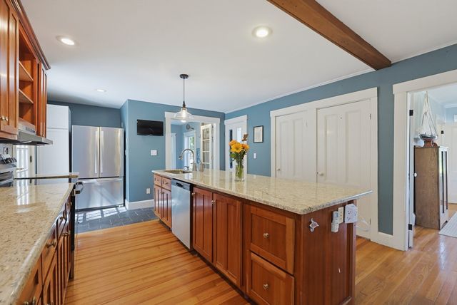 40 Lydon, Norwood, MA 02062