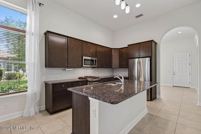 596 TOWN PLAZA Avenue, Ponte Vedra, FL 32081