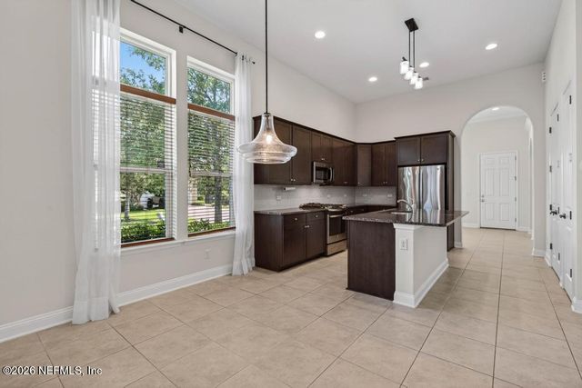 596 TOWN PLAZA Avenue, Ponte Vedra, FL 32081