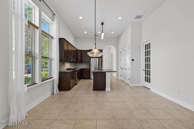 596 TOWN PLAZA Avenue, Ponte Vedra, FL 32081