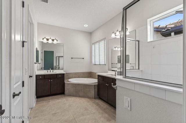 596 TOWN PLAZA Avenue, Ponte Vedra, FL 32081