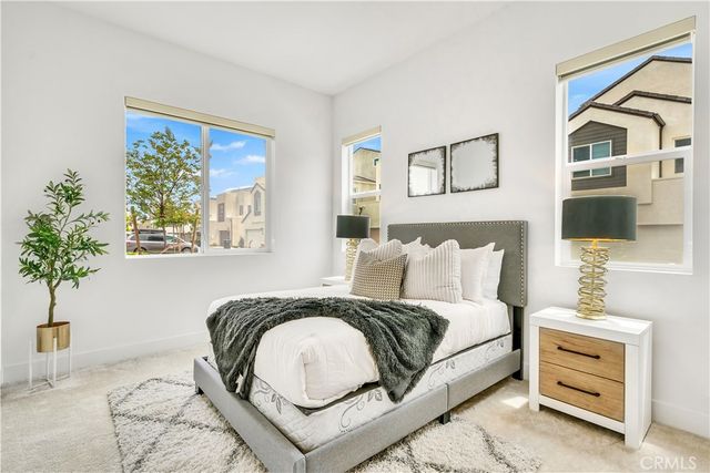 141 Sawbuck, Irvine, CA 92618