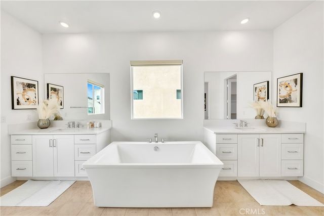 141 Sawbuck, Irvine, CA 92618