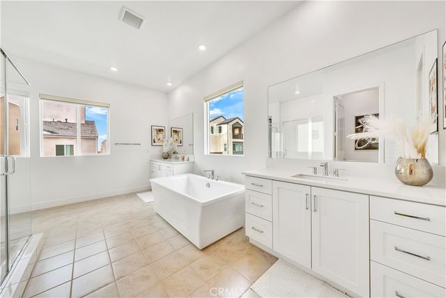 141 Sawbuck, Irvine, CA 92618