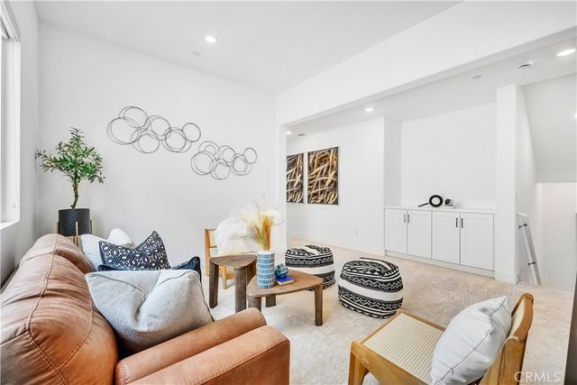 141 Sawbuck, Irvine, CA 92618