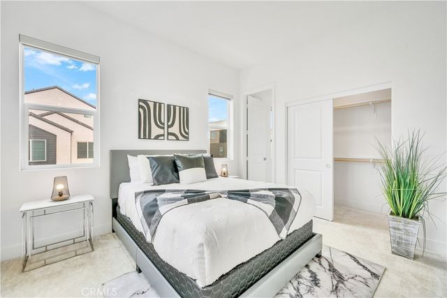 141 Sawbuck, Irvine, CA 92618