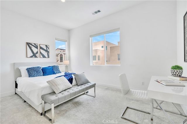 141 Sawbuck, Irvine, CA 92618