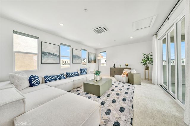 141 Sawbuck, Irvine, CA 92618