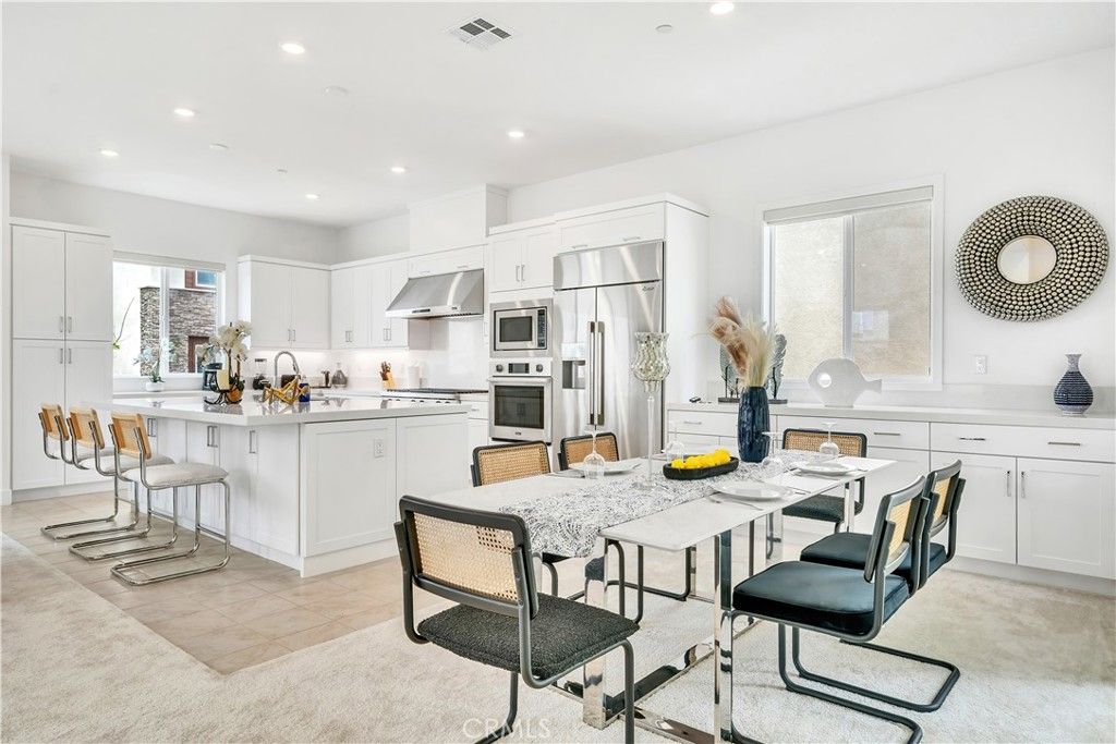 141 Sawbuck, Irvine, CA 92618