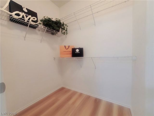 7492 Perla Del Mar Avenue, Las Vegas, NV 89179