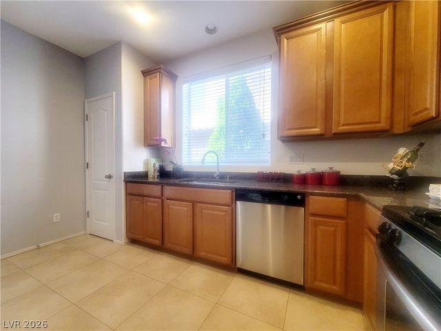 7492 Perla Del Mar Avenue, Las Vegas, NV 89179