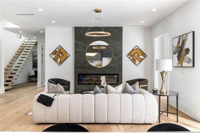 605 Hunnicutt SE Road, Mableton, GA 30126