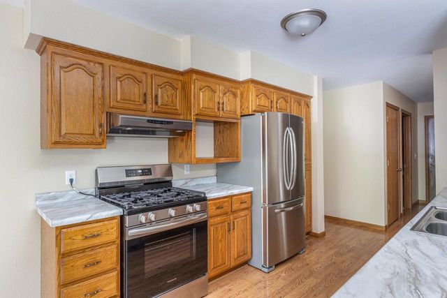 339 WINDINGBROOK DRIVE, Oshkosh, WI 54904
