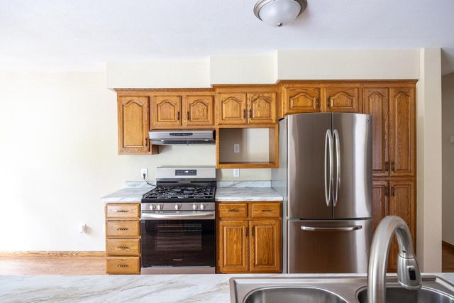 339 WINDINGBROOK DRIVE, Oshkosh, WI 54904