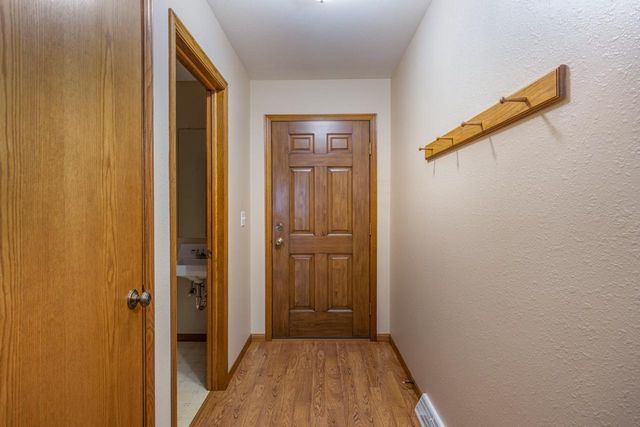 339 WINDINGBROOK DRIVE, Oshkosh, WI 54904