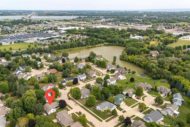 339 WINDINGBROOK DRIVE, Oshkosh, WI 54904